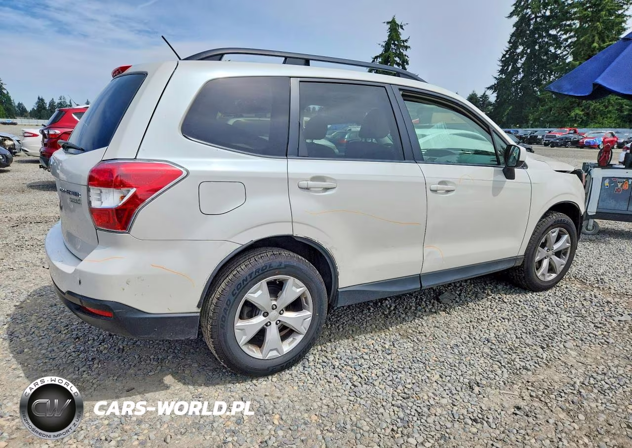 2015 Subaru Forester 2.5I Premium VIN:JF2SJADC8FH424909 - 3