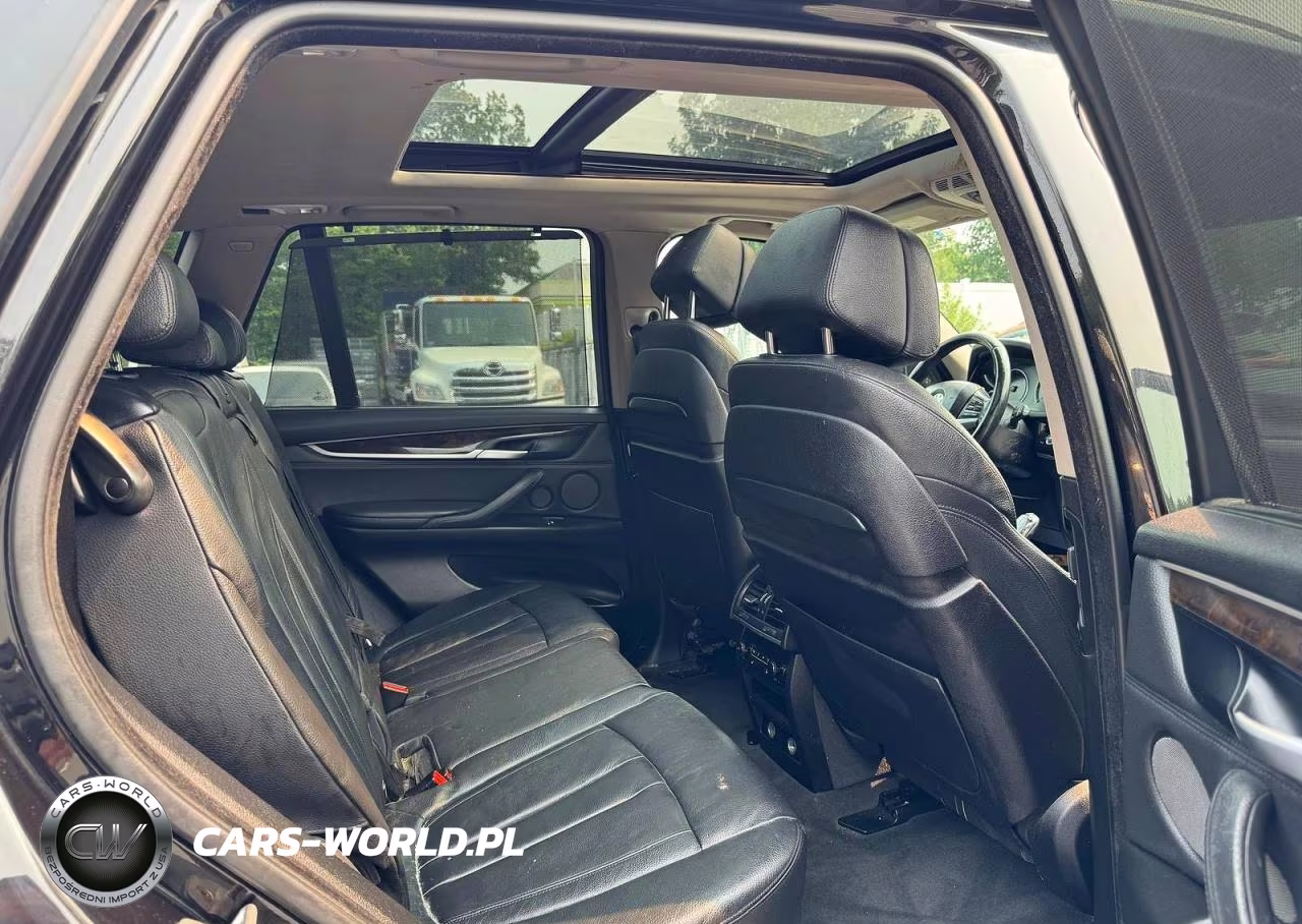 2015 BMW X5 xDrive50I VIN:5UXKR6C50F0J77597 - 7