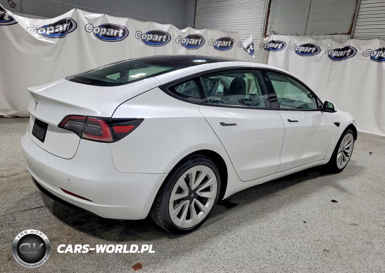 2022 Tesla Model 3 VIN:5YJ3E1EA5NF285535 - 3