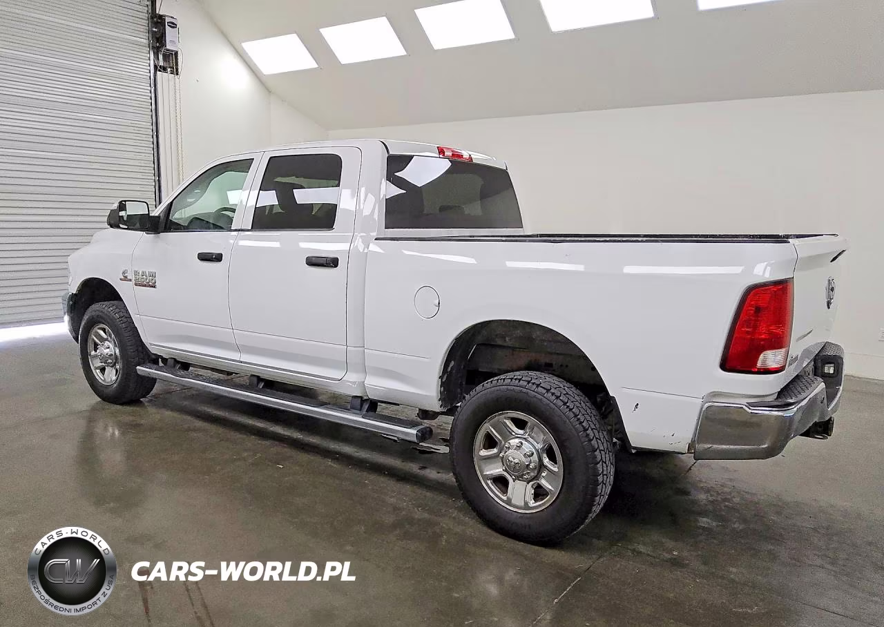 2018 Ram 2500 St VIN:3C6UR5CL1JG417447 - 2