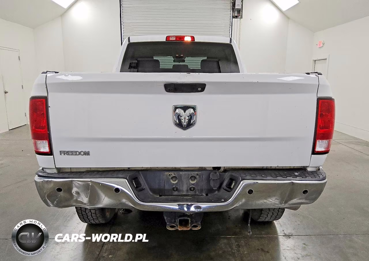 2018 Ram 2500 St VIN:3C6UR5CL1JG417447 - 6