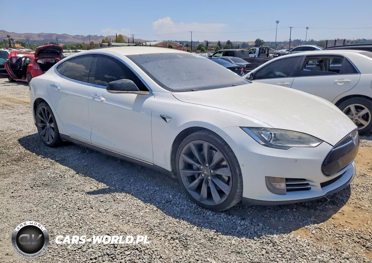 2014 Tesla Model S VIN:5YJSA1S19EFP57408 - 4