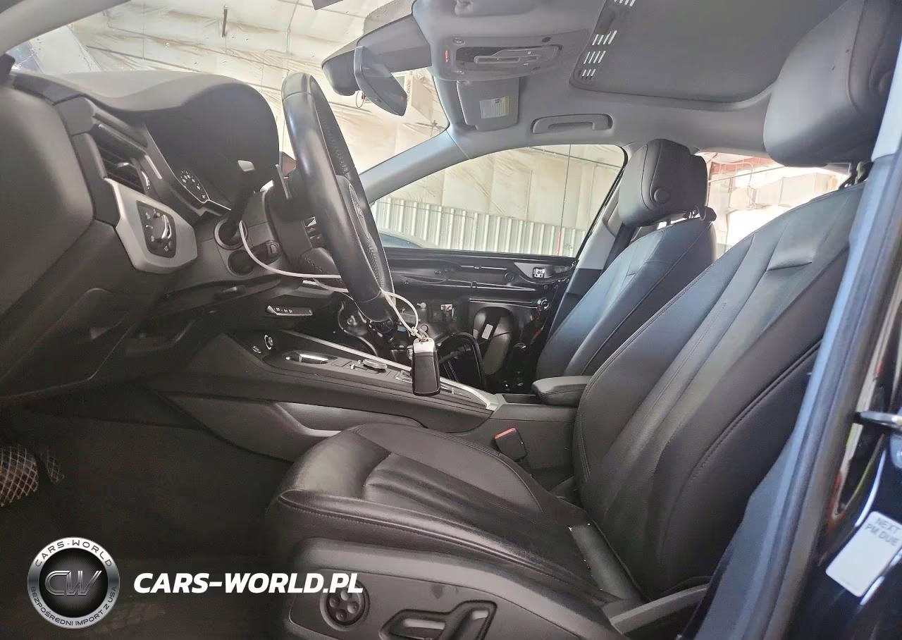 2017 Audi A4 Premium VIN:WAUANAF46HN052220 - 7
