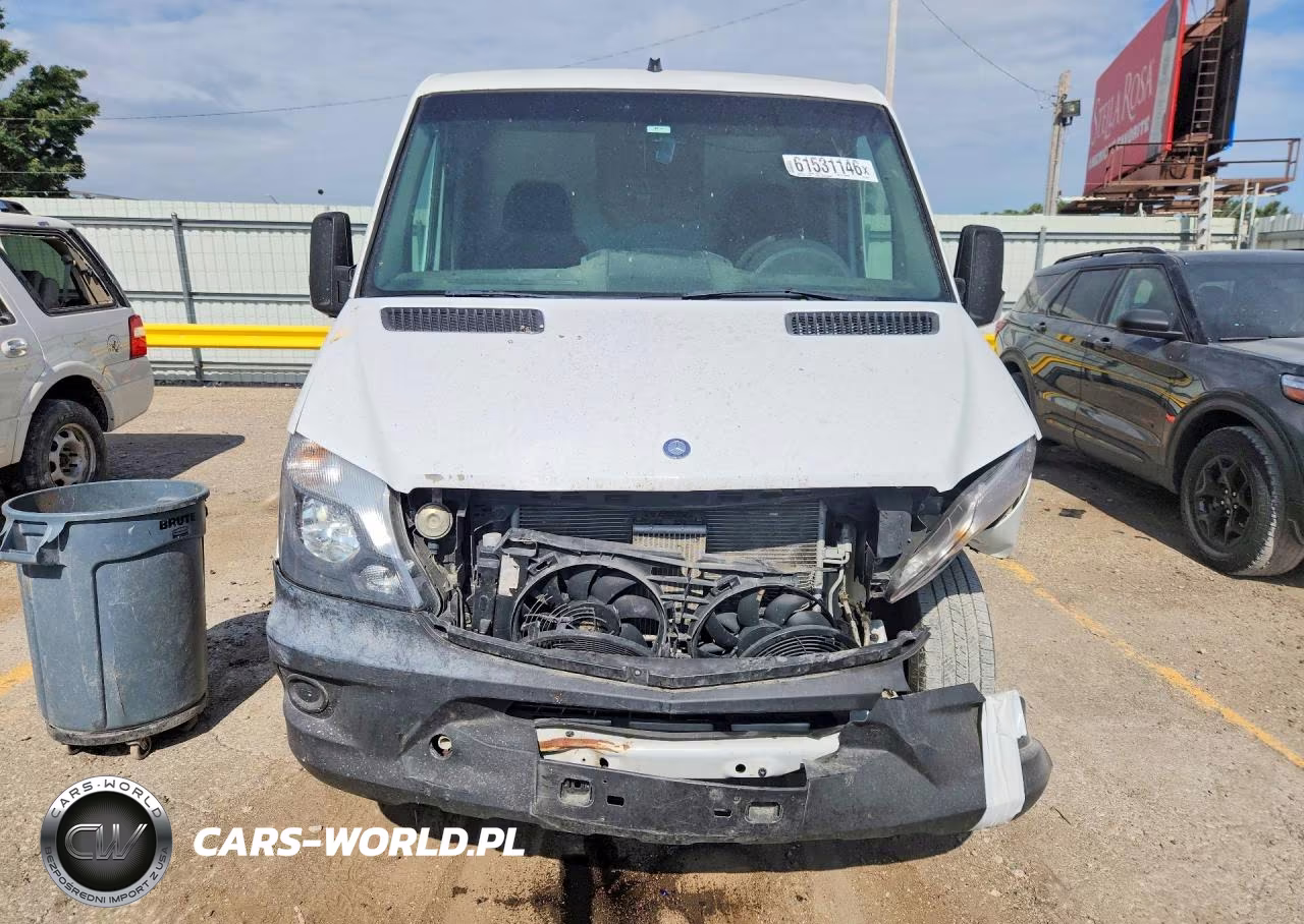 2014 Mercedes-Benz Sprinter 2500 VIN:WD3PE7DC3E5834099 - 5