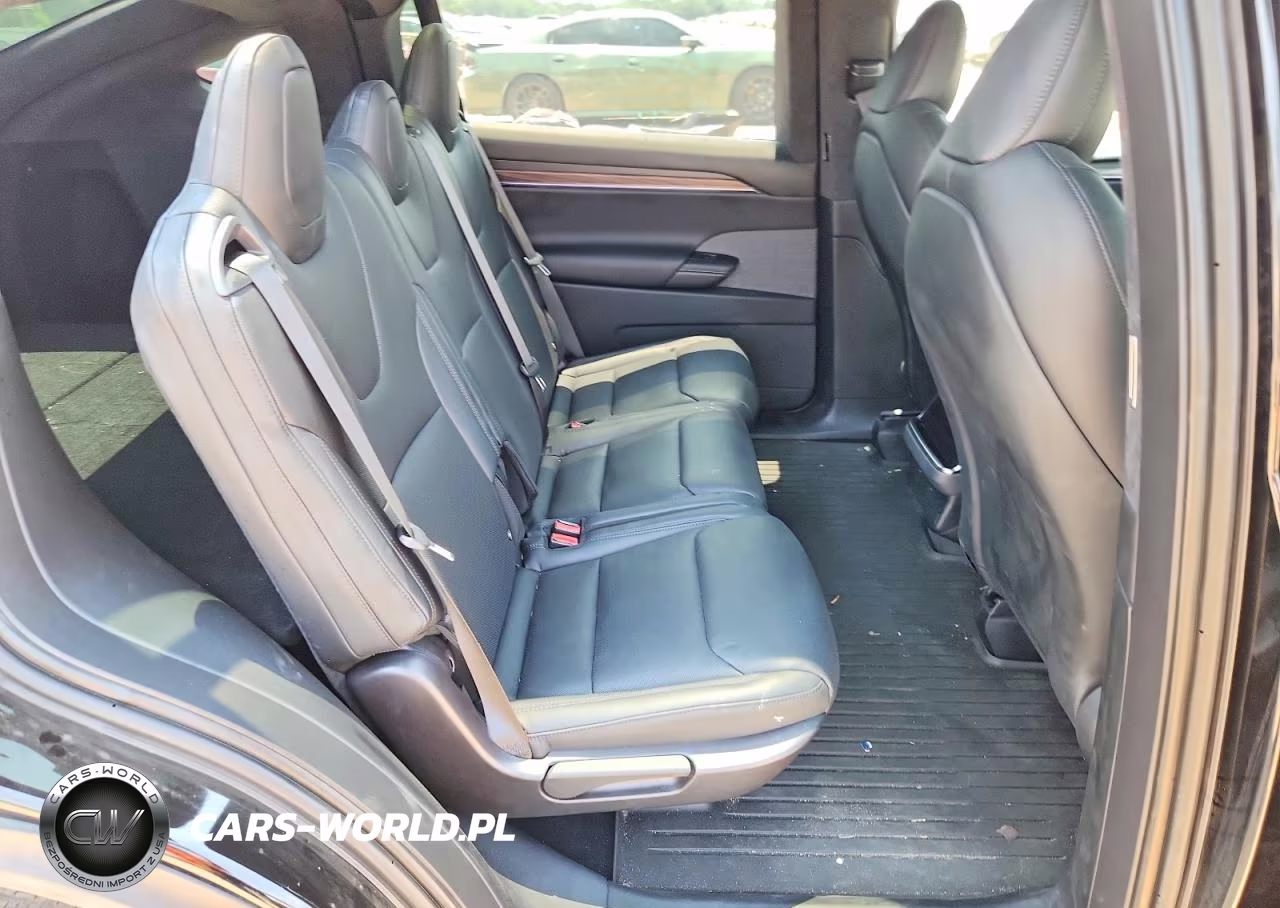 2026 Tesla Model X VIN:7SAXCDE56TF479728 - 10