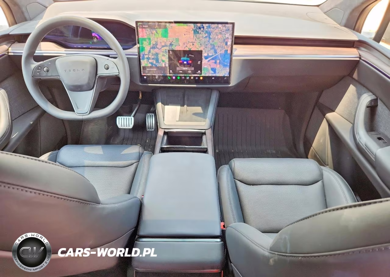 2026 Tesla Model X VIN:7SAXCDE56TF479728 - 8