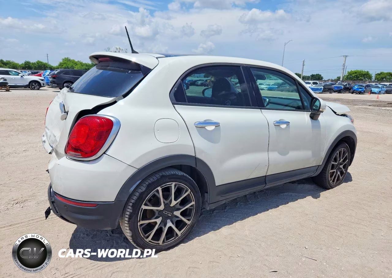 2016 Fiat 500X Trekking Plus VIN:ZFBCFXET2GP497273 - 3