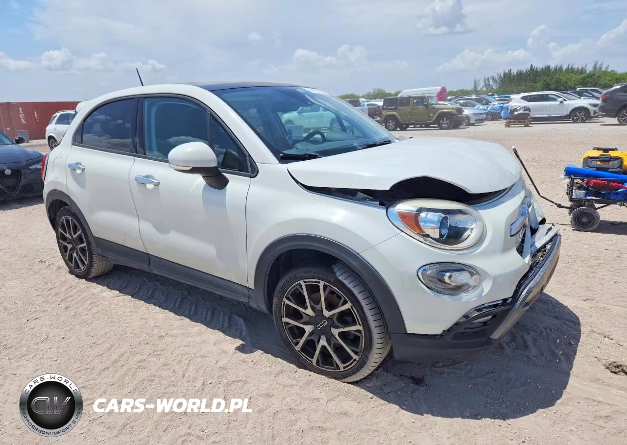 2016 Fiat 500X Trekking Plus VIN:ZFBCFXET2GP497273 - 4