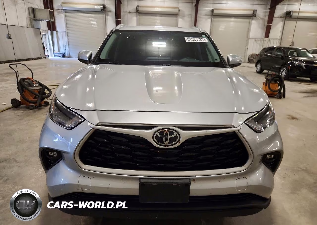 2022 Toyota Highlander Xle VIN:5TDGZRBH6NS578717 - 5