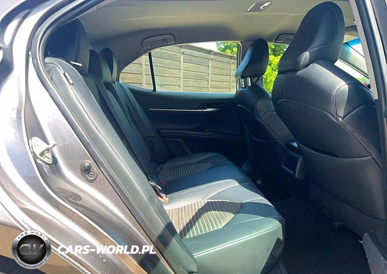 2019 Toyota Camry L VIN:4T1B11HK6KU794401 - 6