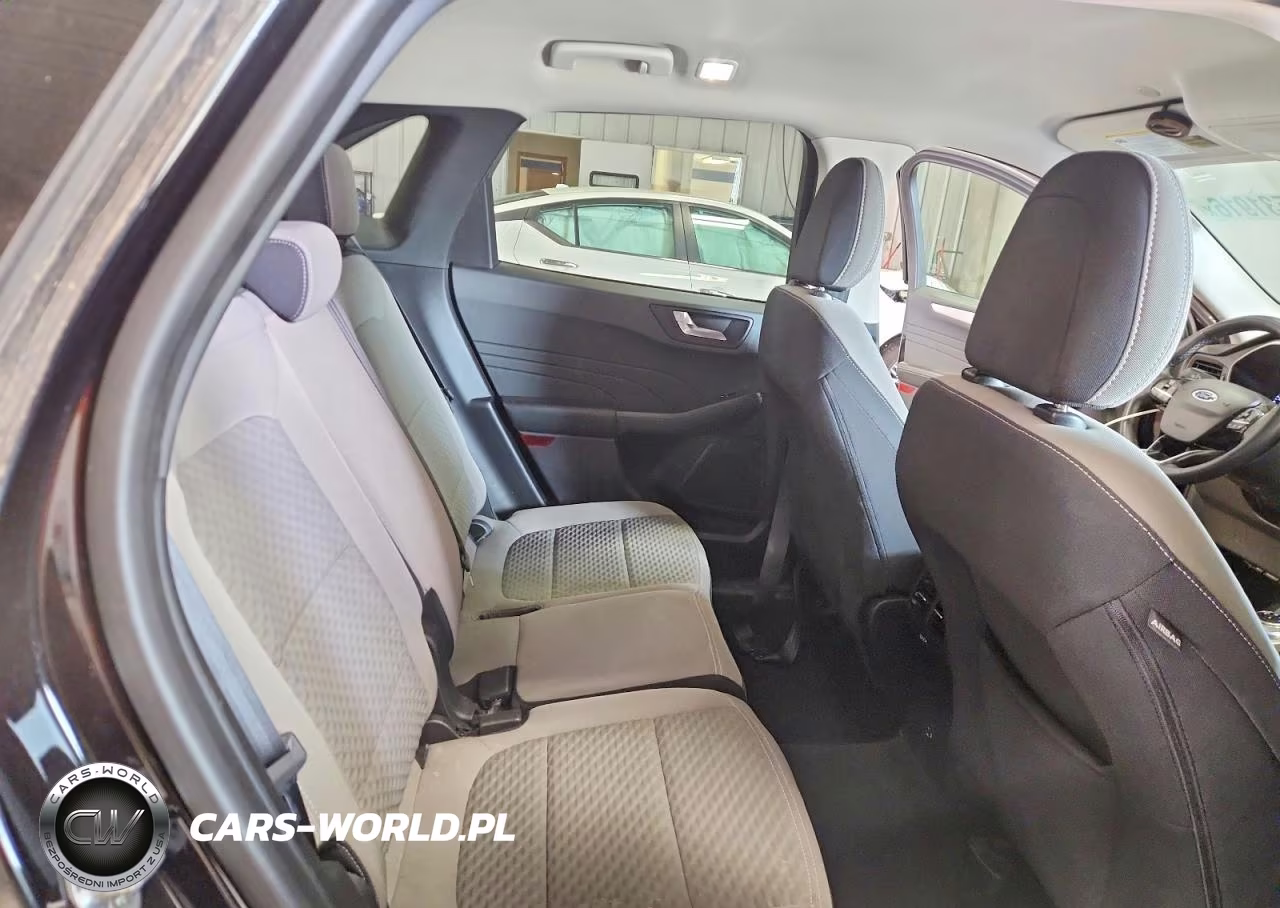 2021 Ford Escape Se VIN:1FMCU9G6XMUB13464 - 11