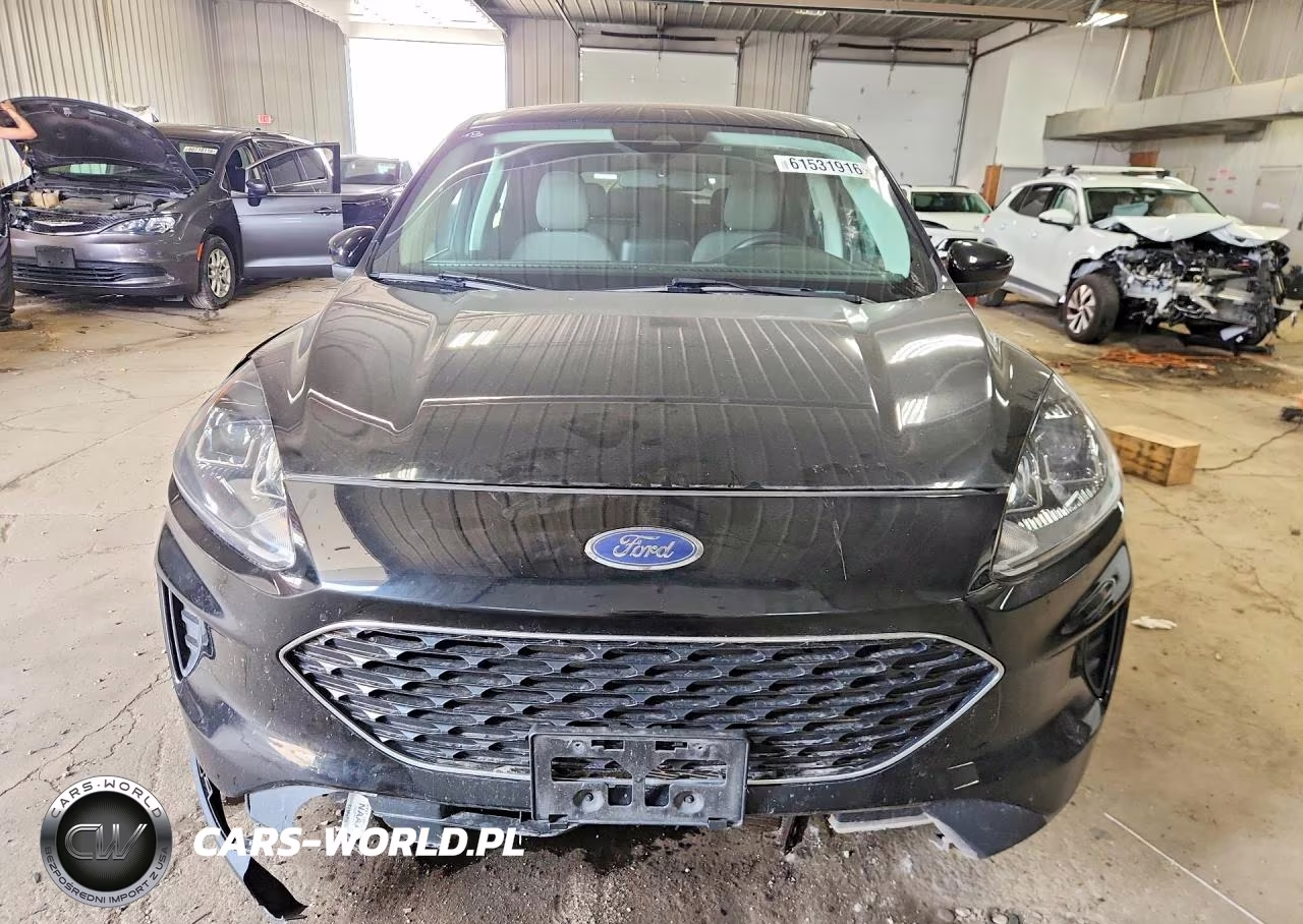 2021 Ford Escape Se VIN:1FMCU9G6XMUB13464 - 5