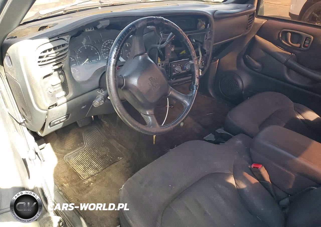 2003 Chevrolet S Truck S10 VIN:1GCCS19X138174114 - 8