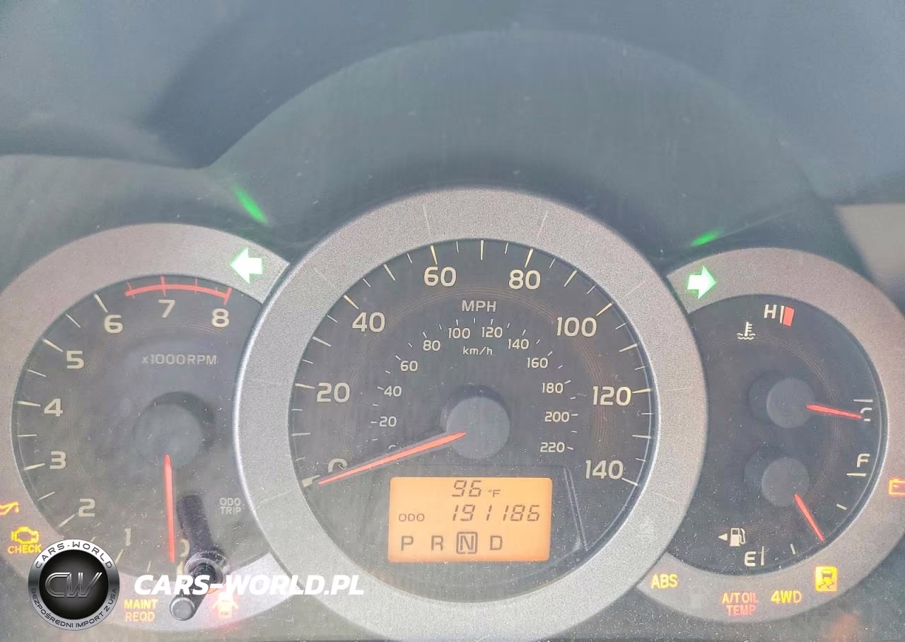 2009 Toyota Rav4 Base VIN:JTMBF33V39D015677 - 9