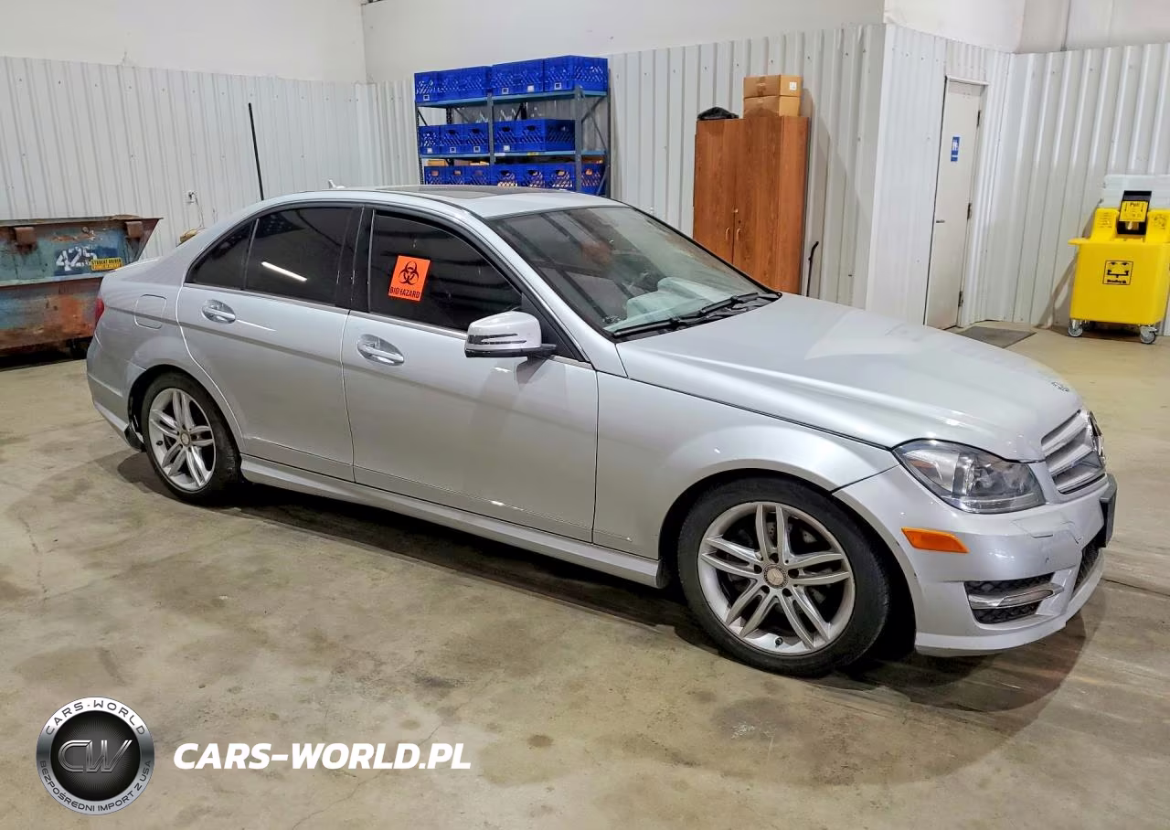 2013 Mercedes-Benz C 250 VIN:WDDGF4HB7DR248974 - 4
