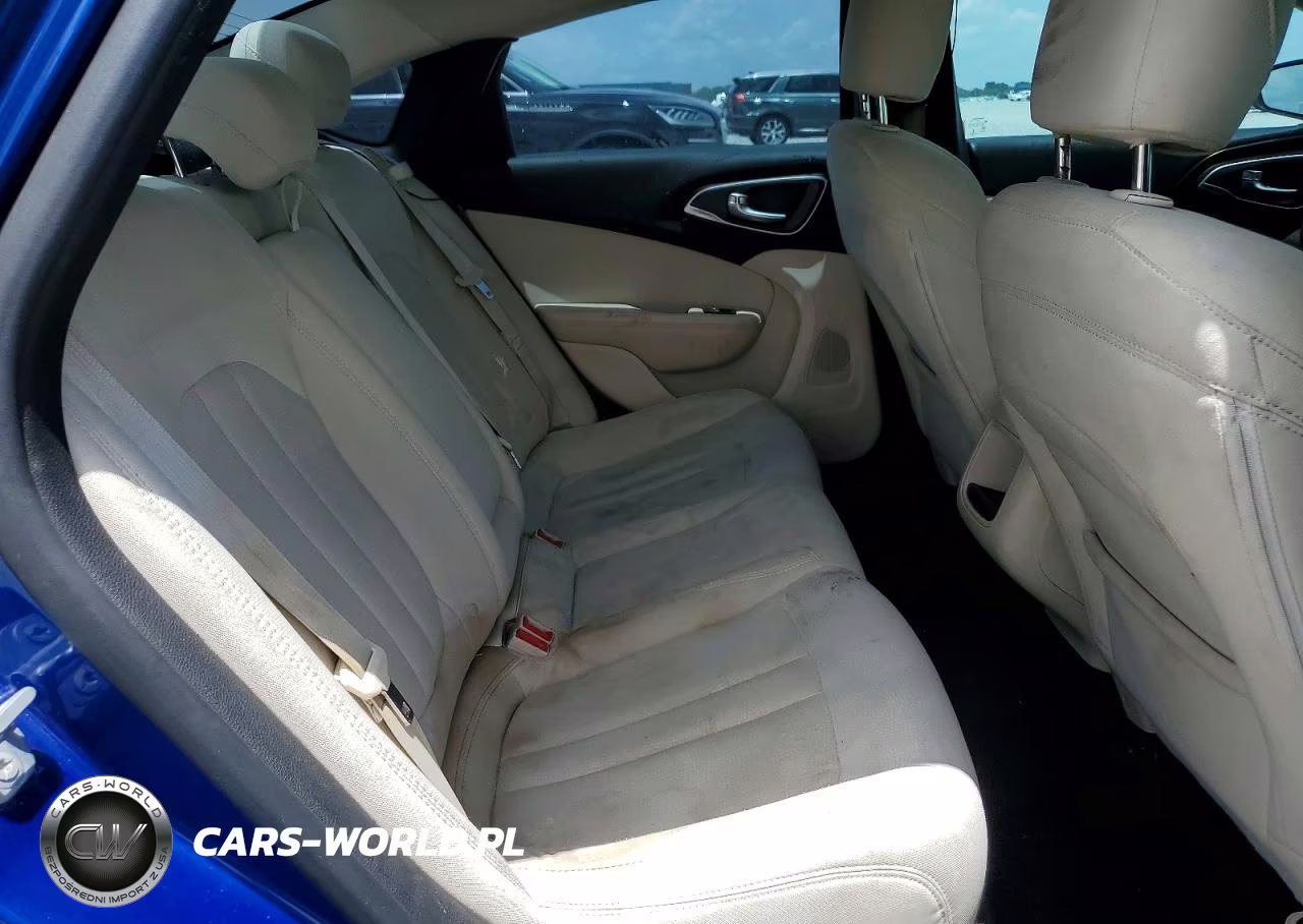2015 Chrysler 200 Limited VIN:1C3CCCAB6FN668942 - 10