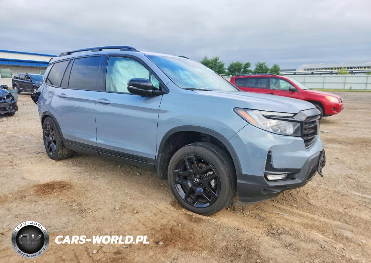 2024 Honda Passport Black Edition VIN:5FNYF8H8XRB001780 - 4
