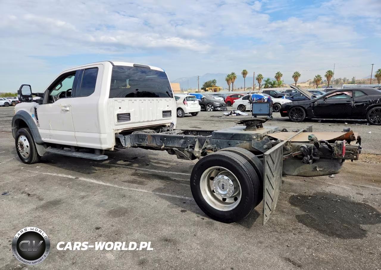 2017 Ford F550 Super Duty VIN:1FD0X5GT3HEC97901 - 2