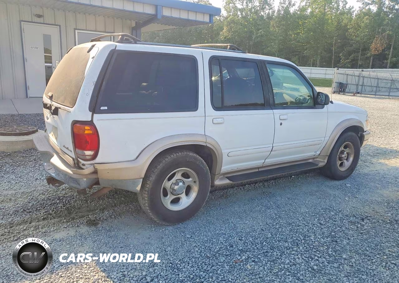 2000 Ford Explorer Eddie Bauer VIN:1FMZU74E4YZC27902 - 3