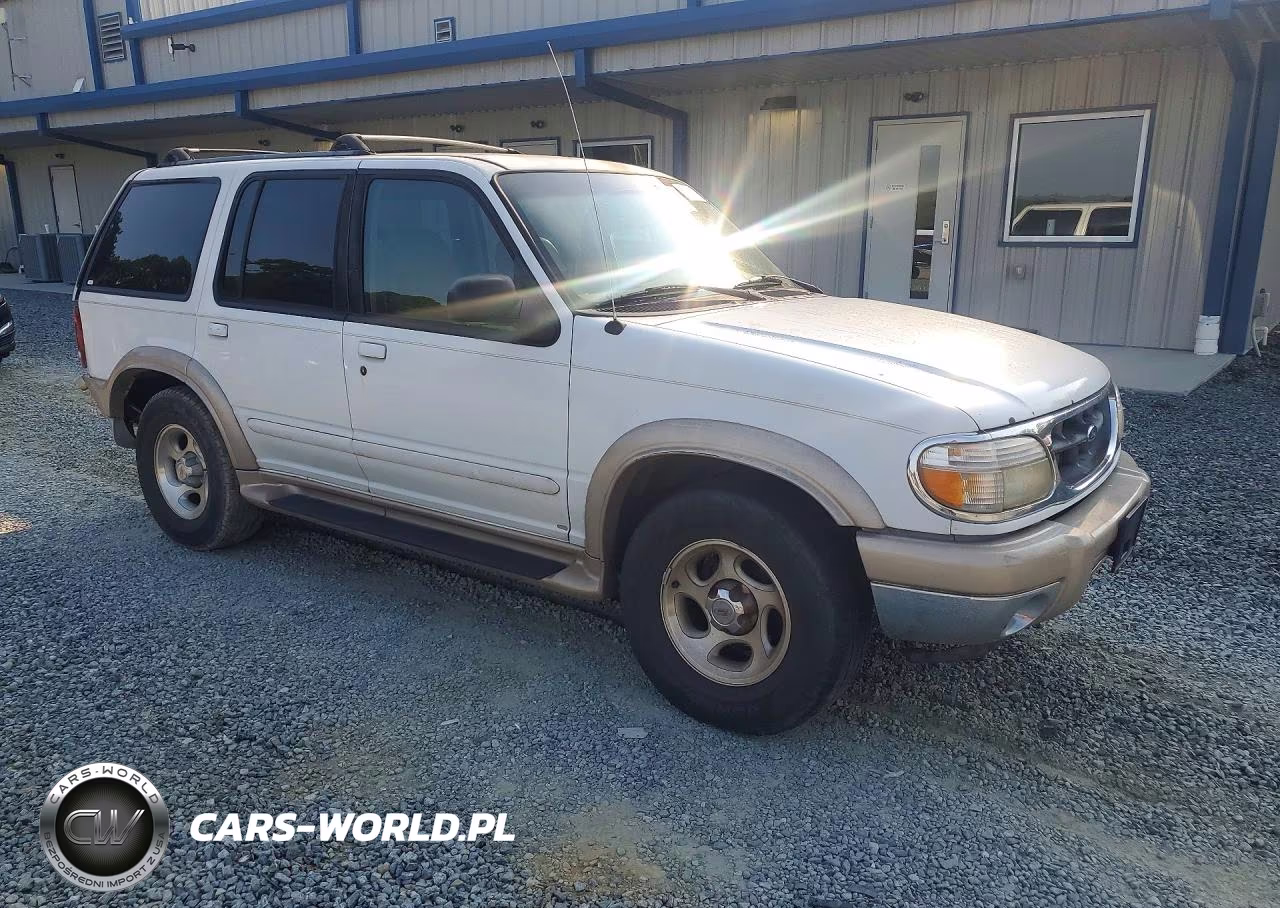 2000 Ford Explorer Eddie Bauer VIN:1FMZU74E4YZC27902 - 4