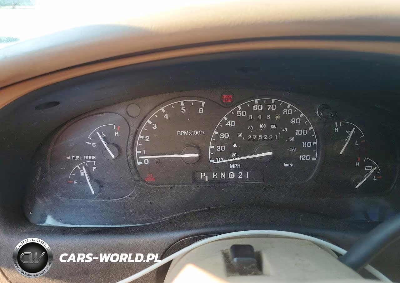 2000 Ford Explorer Eddie Bauer VIN:1FMZU74E4YZC27902 - 9