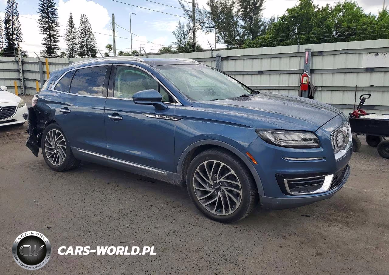 2019 Lincoln Nautilus Reserve VIN:2LMPJ6L98KBL10908 - 4