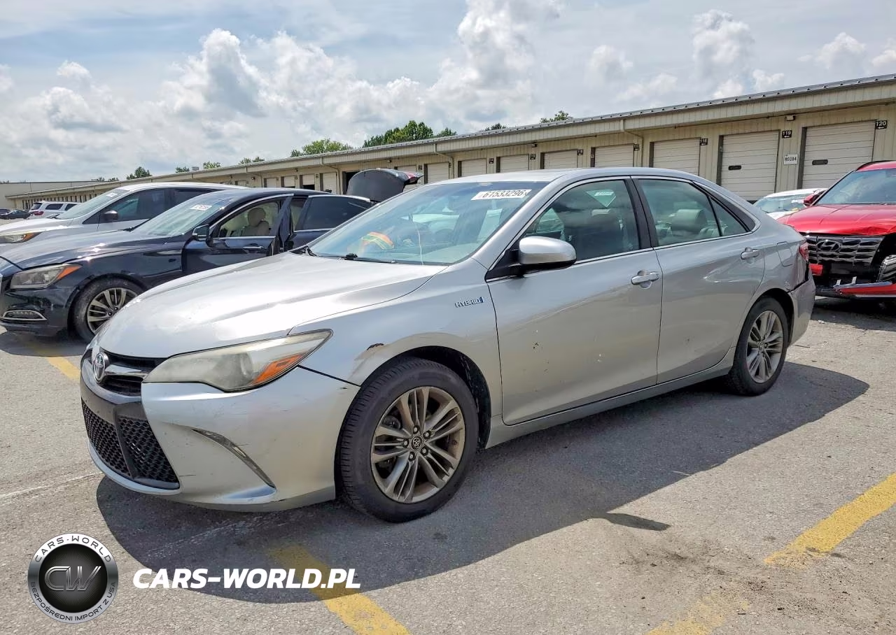 2015 Toyota Camry Hybrid Se