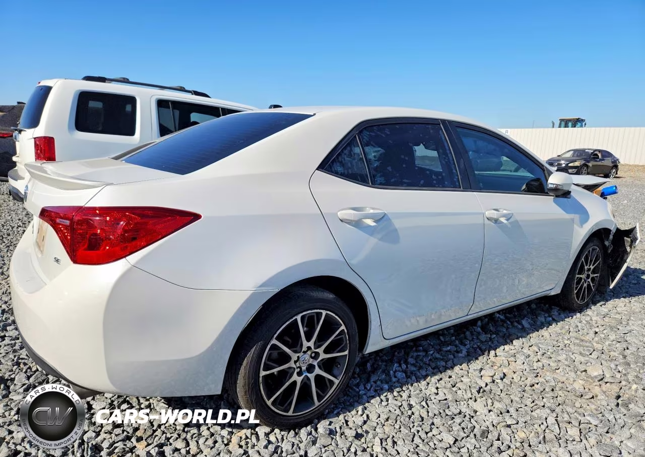 2017 Toyota Corolla 50Th Anniversary Special Edition VIN:5YFBURHE3HP646779 - 3