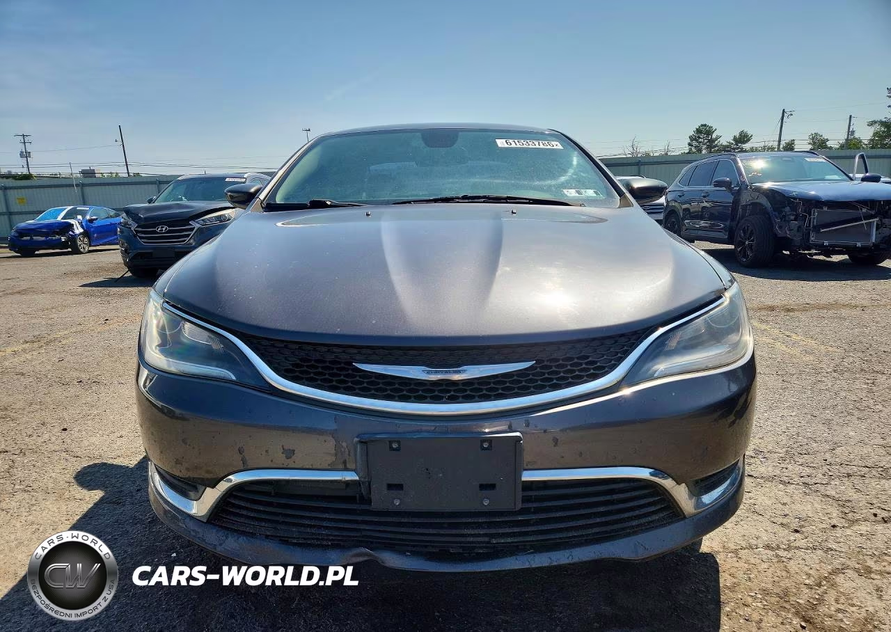 2015 Chrysler 200 Limited VIN:1C3CCCABXFN720508 - 5