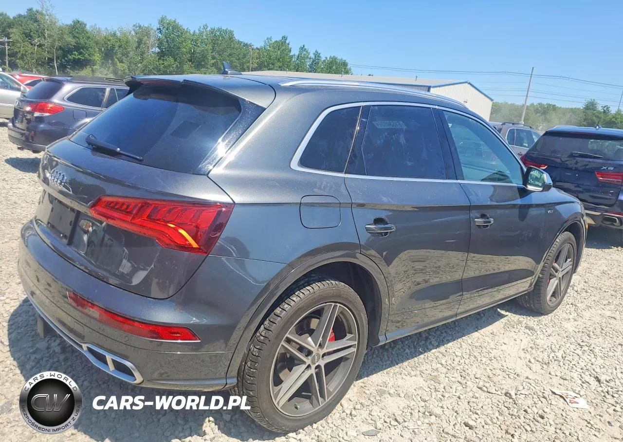 2018 Audi Sq5 Premium Plus VIN:WA1A4AFY1J2202437 - 3