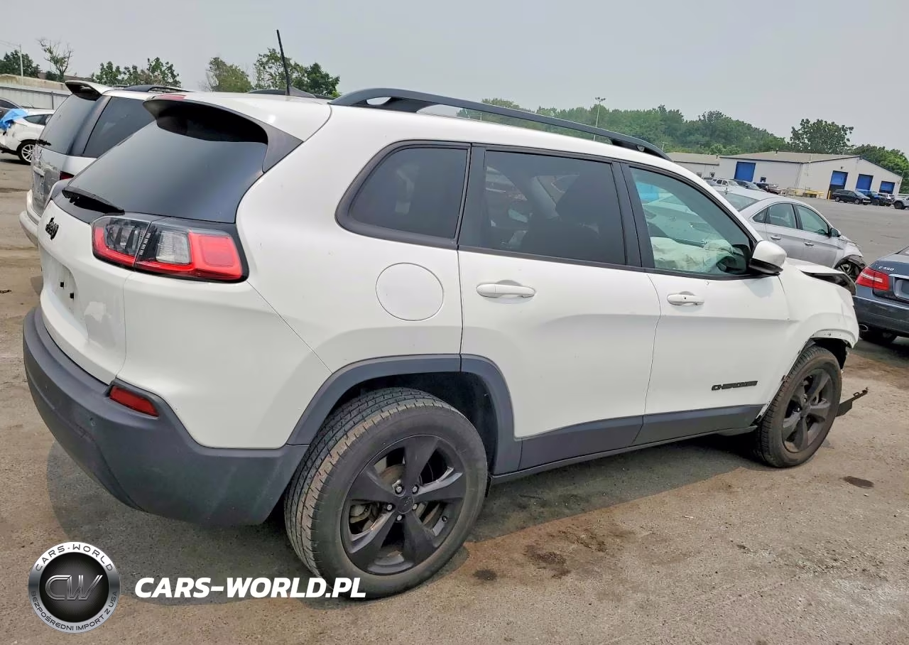 2019 Jeep Cherokee Latitude Plus VIN:1C4PJMLB6KD418011 - 3
