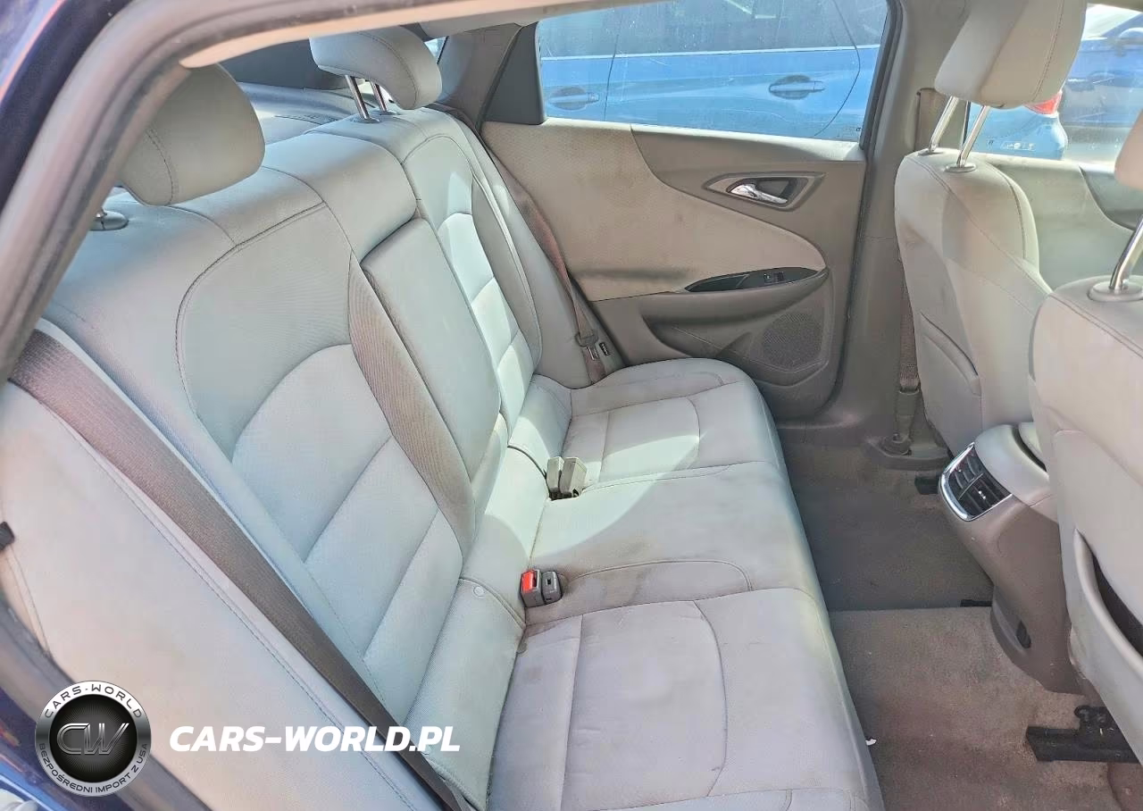 2017 Chevrolet Malibu Lt VIN:1G1ZE5ST5HF106362 - 10