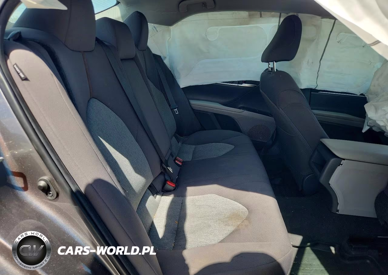 2019 Toyota Camry Le VIN:4T1B11HK4KU260605 - 10