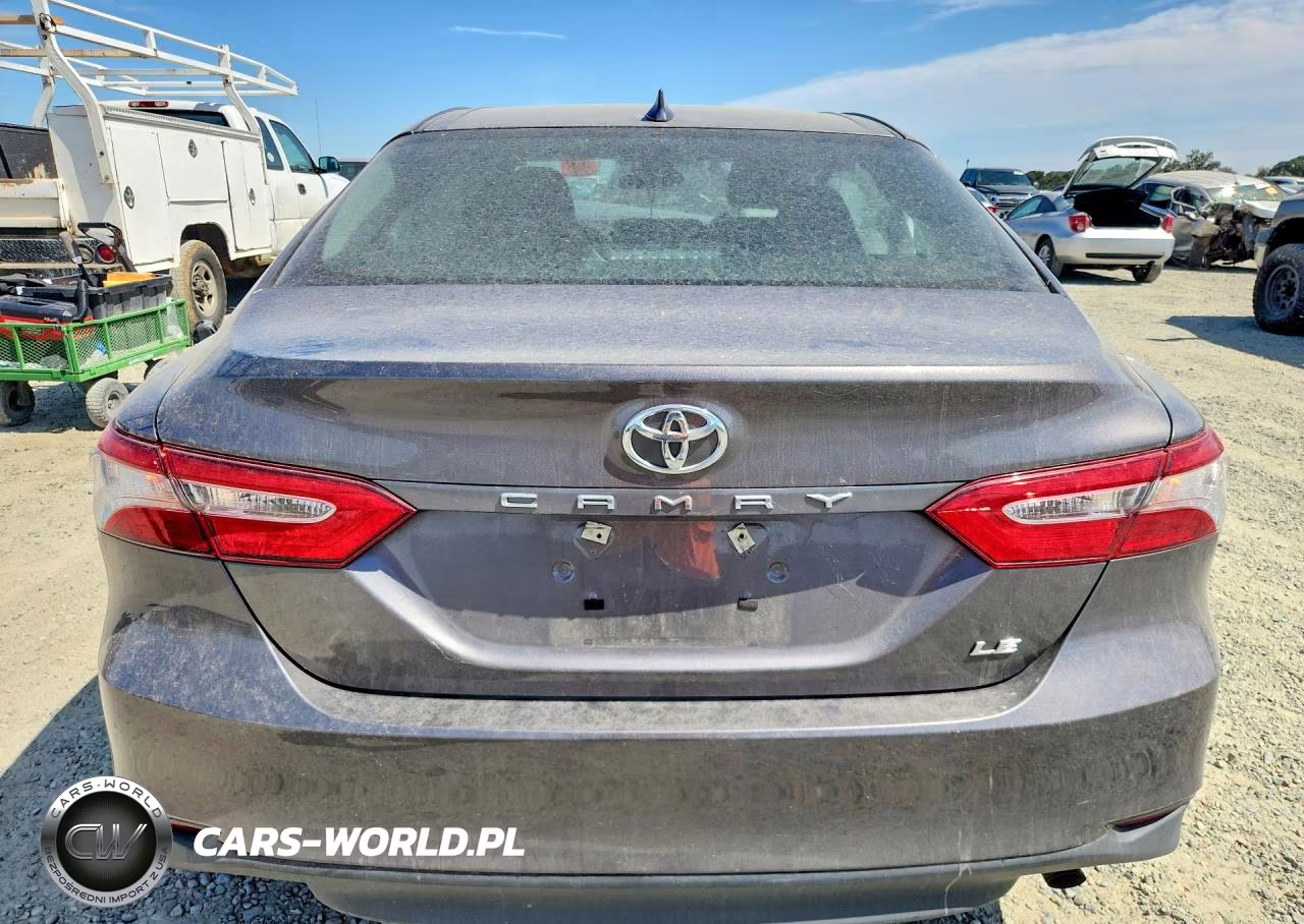 2019 Toyota Camry Le VIN:4T1B11HK4KU260605 - 6