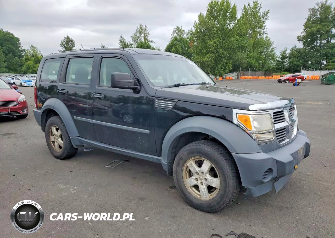 2007 Dodge Nitro Sxt VIN:1D8GU28K37W555828 - 4