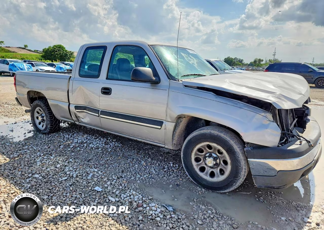 2005 Chevrolet Silverado C1500 VIN:1GCEC19X05Z151135 - 4