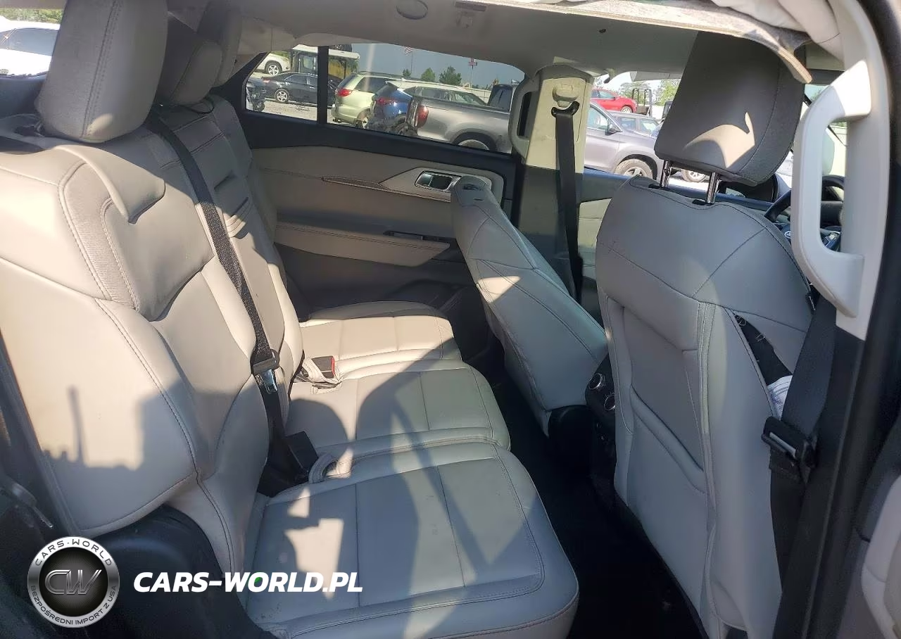 2025 Ford Explorer Active VIN:1FMUK8DH1SGB20891 - 11