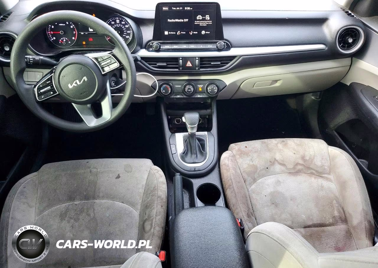 2023 Kia Forte Lxs VIN:3KPF24AD3PE638659 - 8