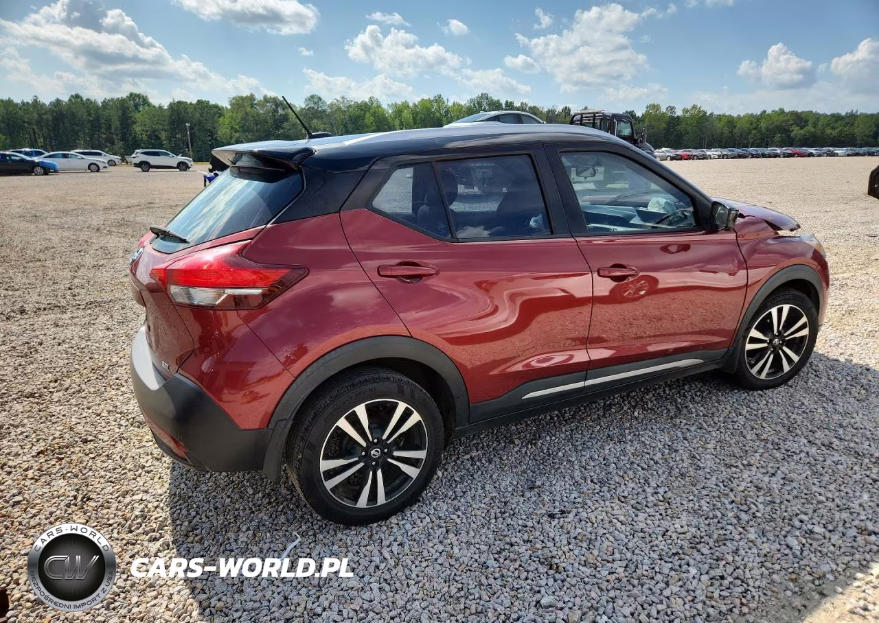2018 Nissan Kicks Sr VIN:3N1CP5CU0JL514975 - 3