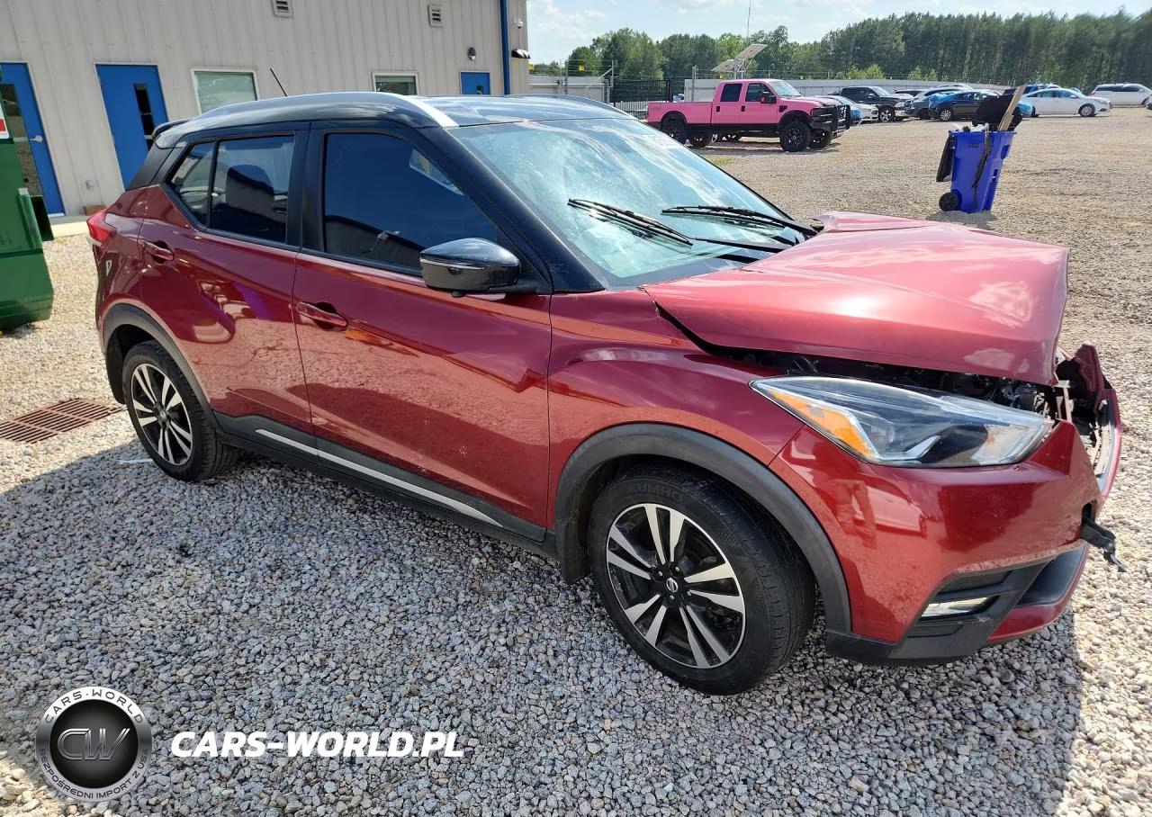 2018 Nissan Kicks Sr VIN:3N1CP5CU0JL514975 - 4