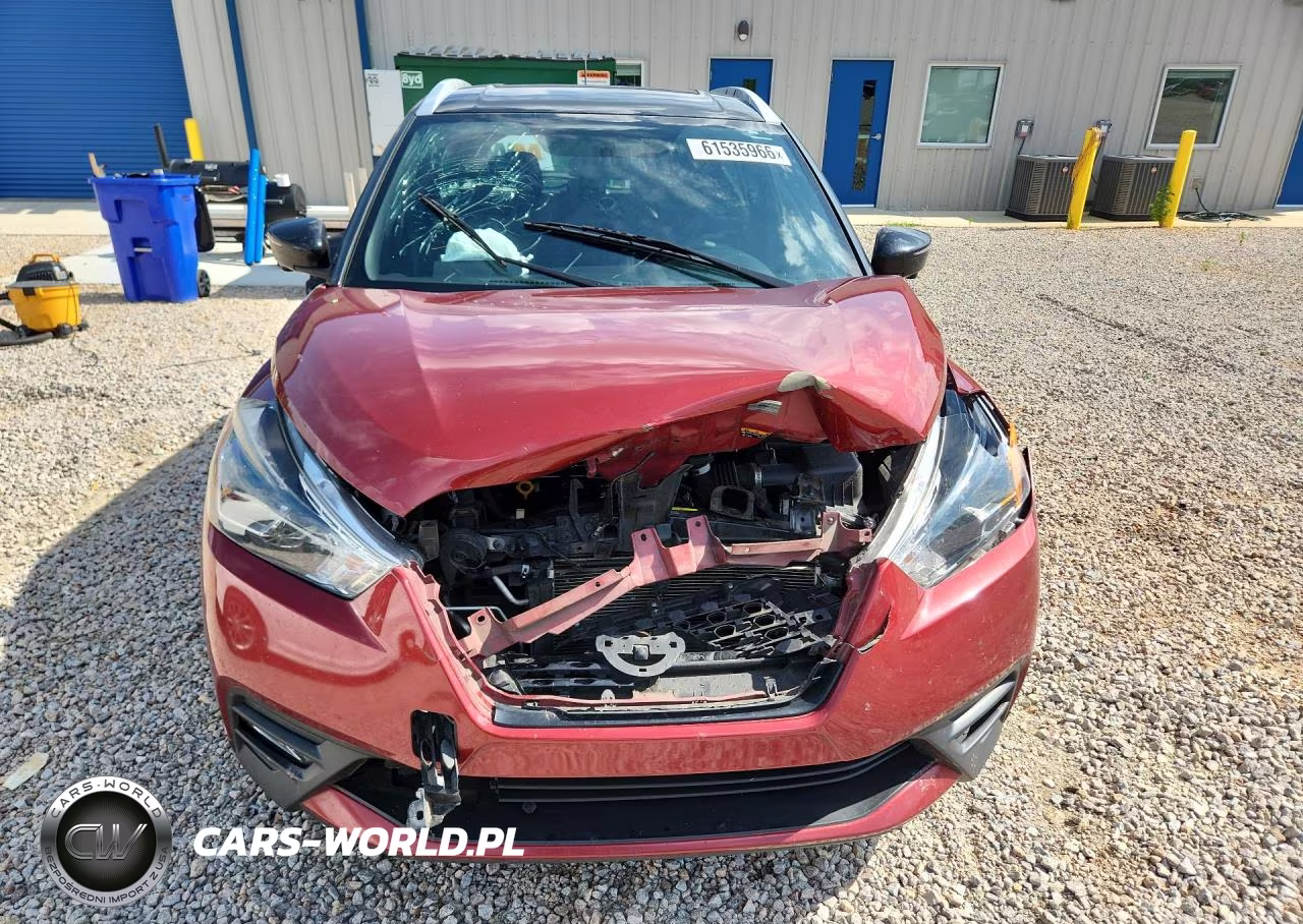 2018 Nissan Kicks Sr VIN:3N1CP5CU0JL514975 - 5