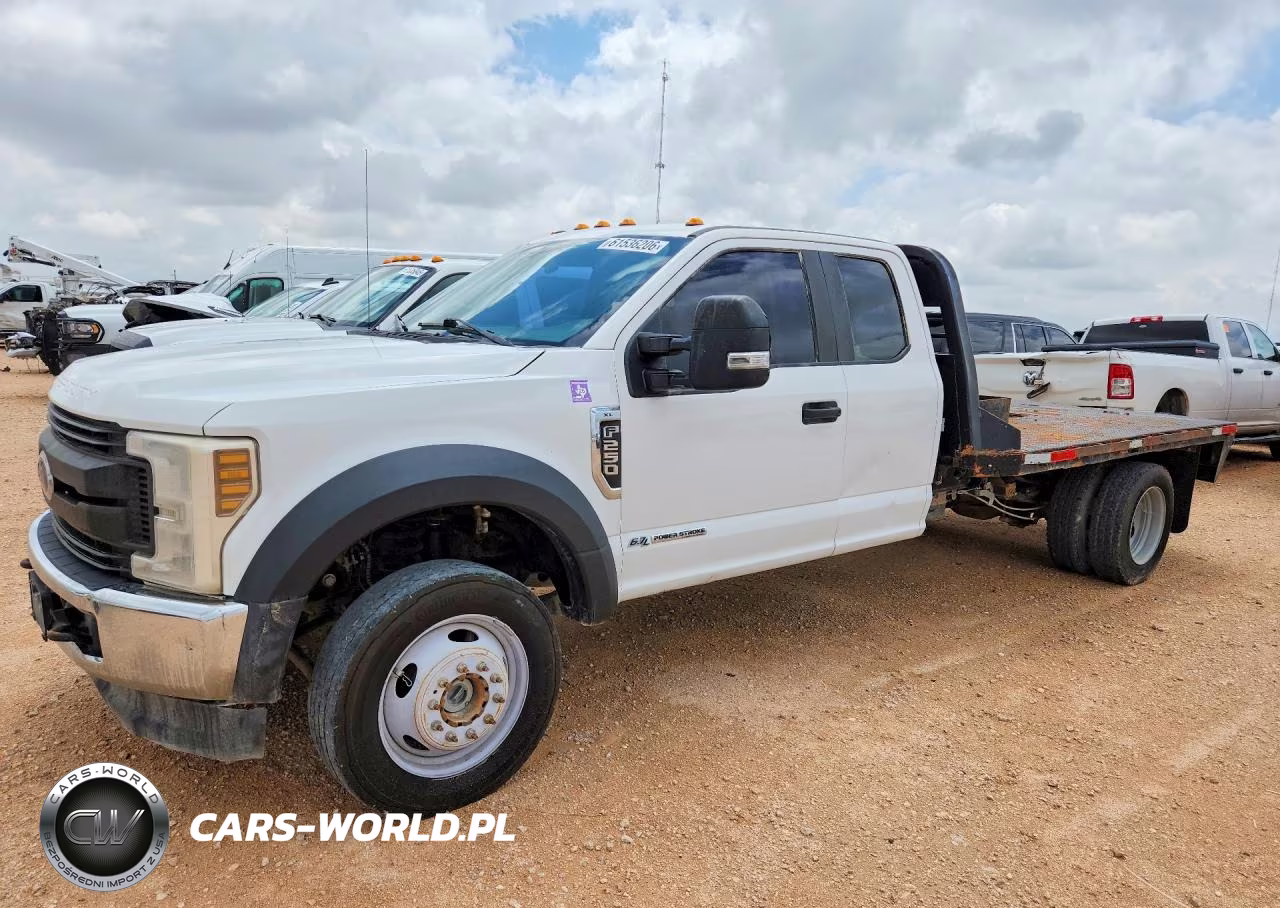 2019 Ford F550 Super Duty – zdjęcie 1 z 12