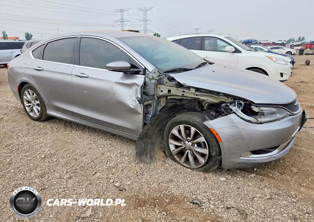 2016 Chrysler 200 C VIN:1C3CCCCB1GN134228 - 4