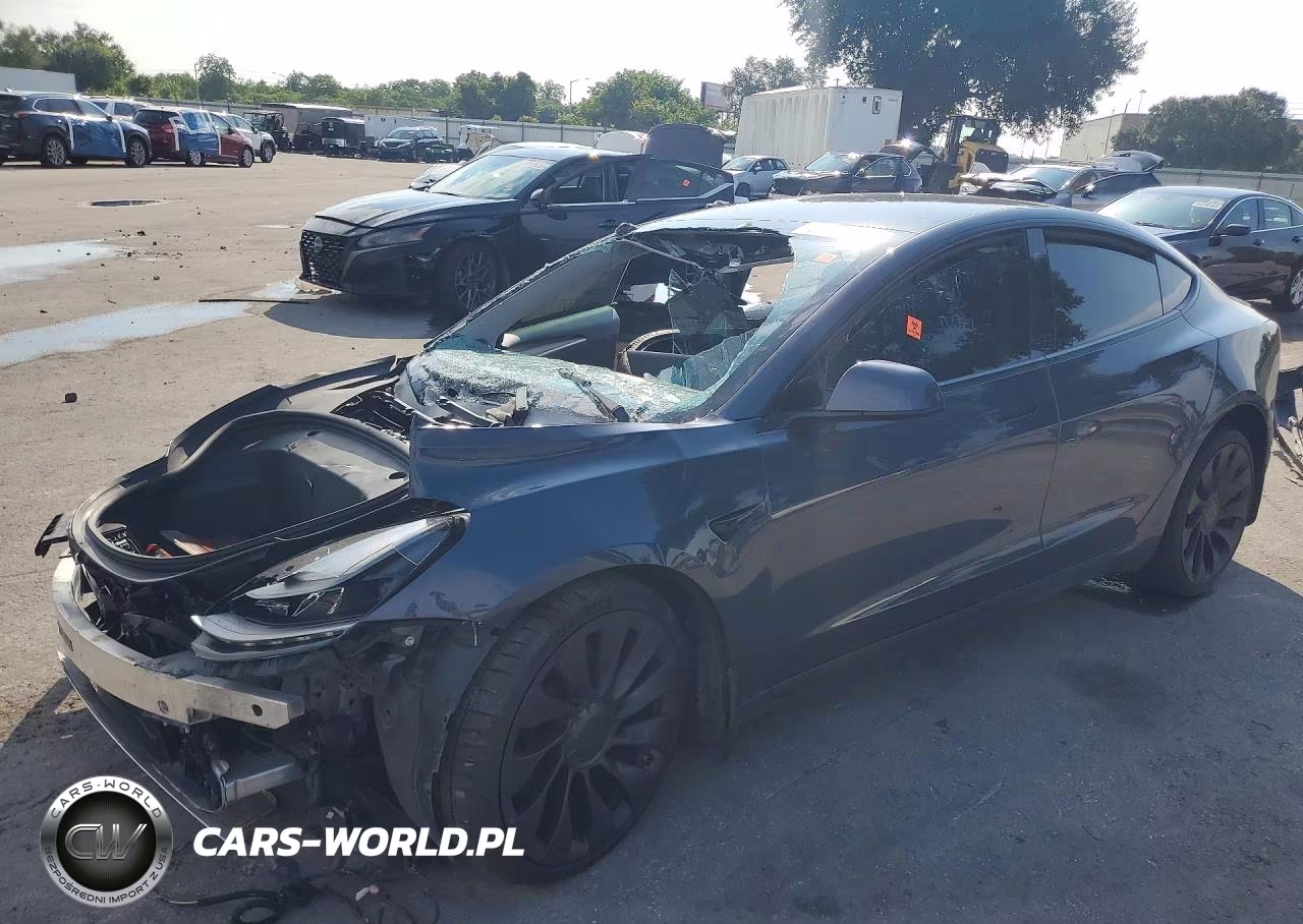 2022 Tesla Model 3 – zdjęcie 1 z 13