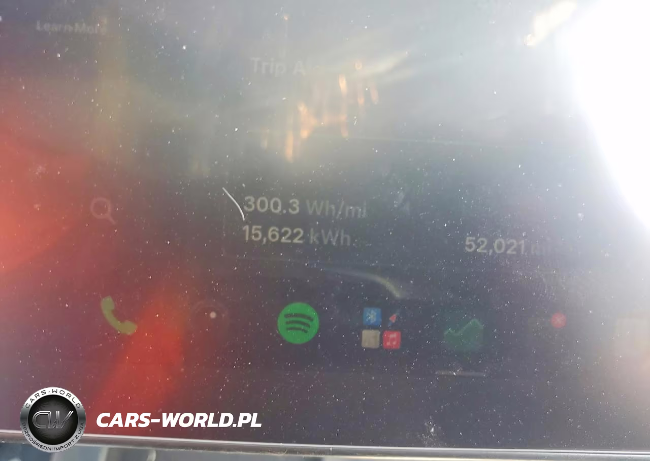 2022 Tesla Model 3 VIN:5YJ3E1ECXNF277514 - 9