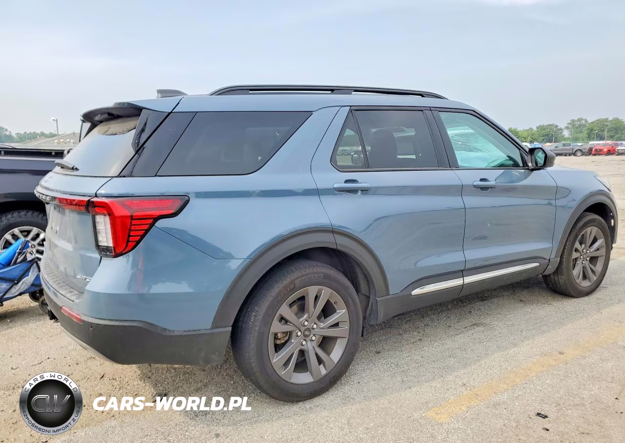 2025 Ford Explorer Active VIN:1FMUK8DH6SGA99049 - 3
