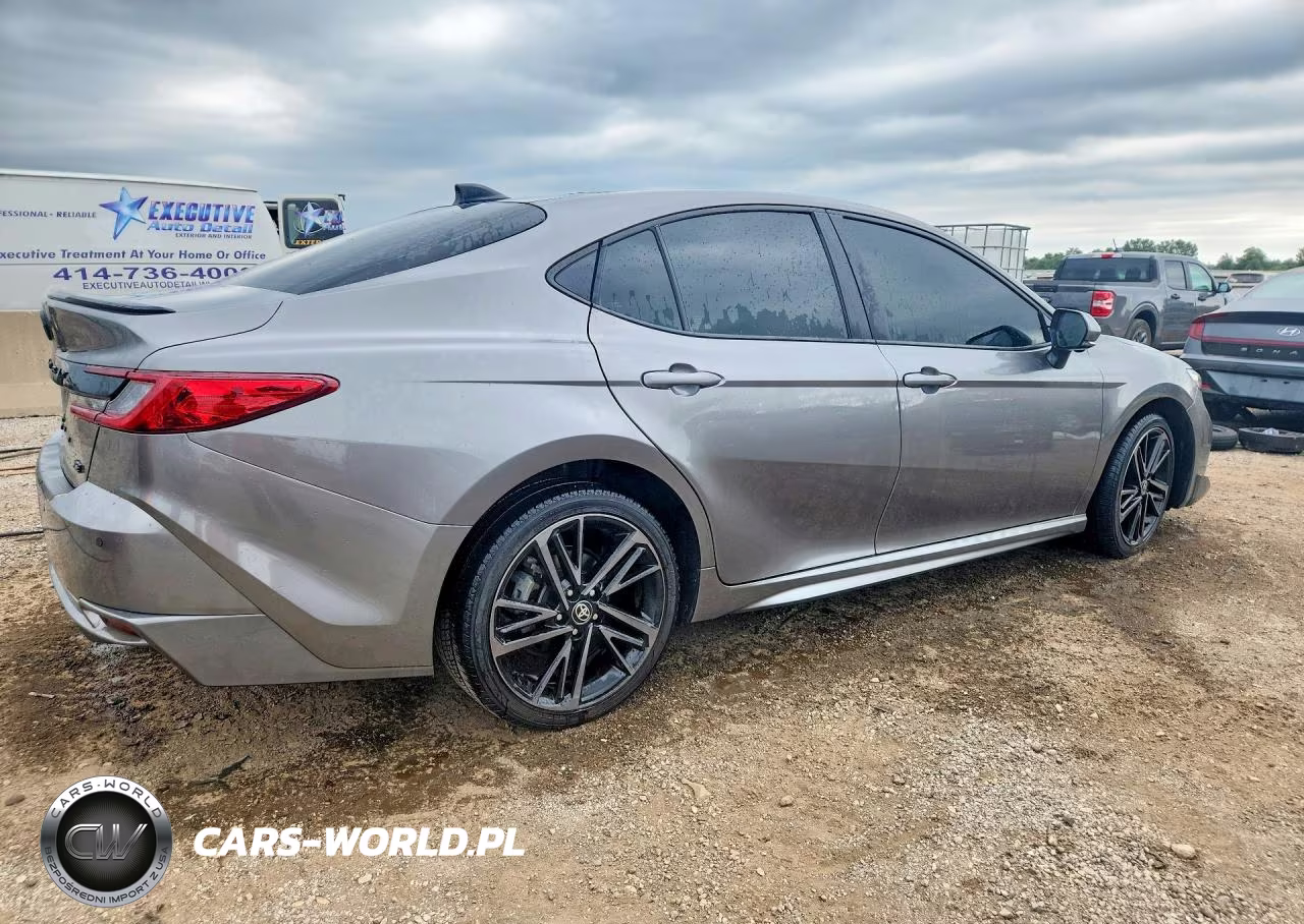 2025 Toyota Camry Xse VIN:4T1DBADK8SU503084 - 3