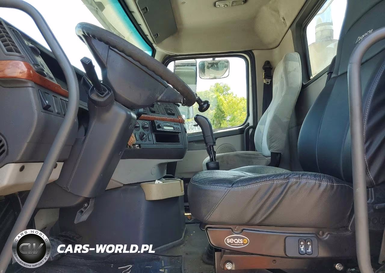 2007 Volvo Vnm Semi Truck VIN:4V4MC9GF67N468260 - 7