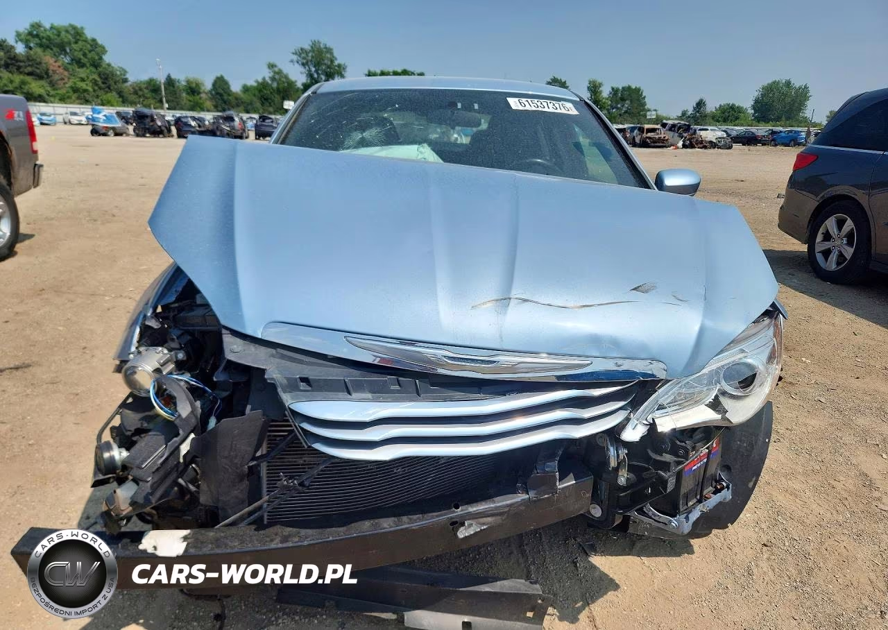 2013 Chrysler 200 Touring VIN:1C3CCBBB9DN609793 - 5