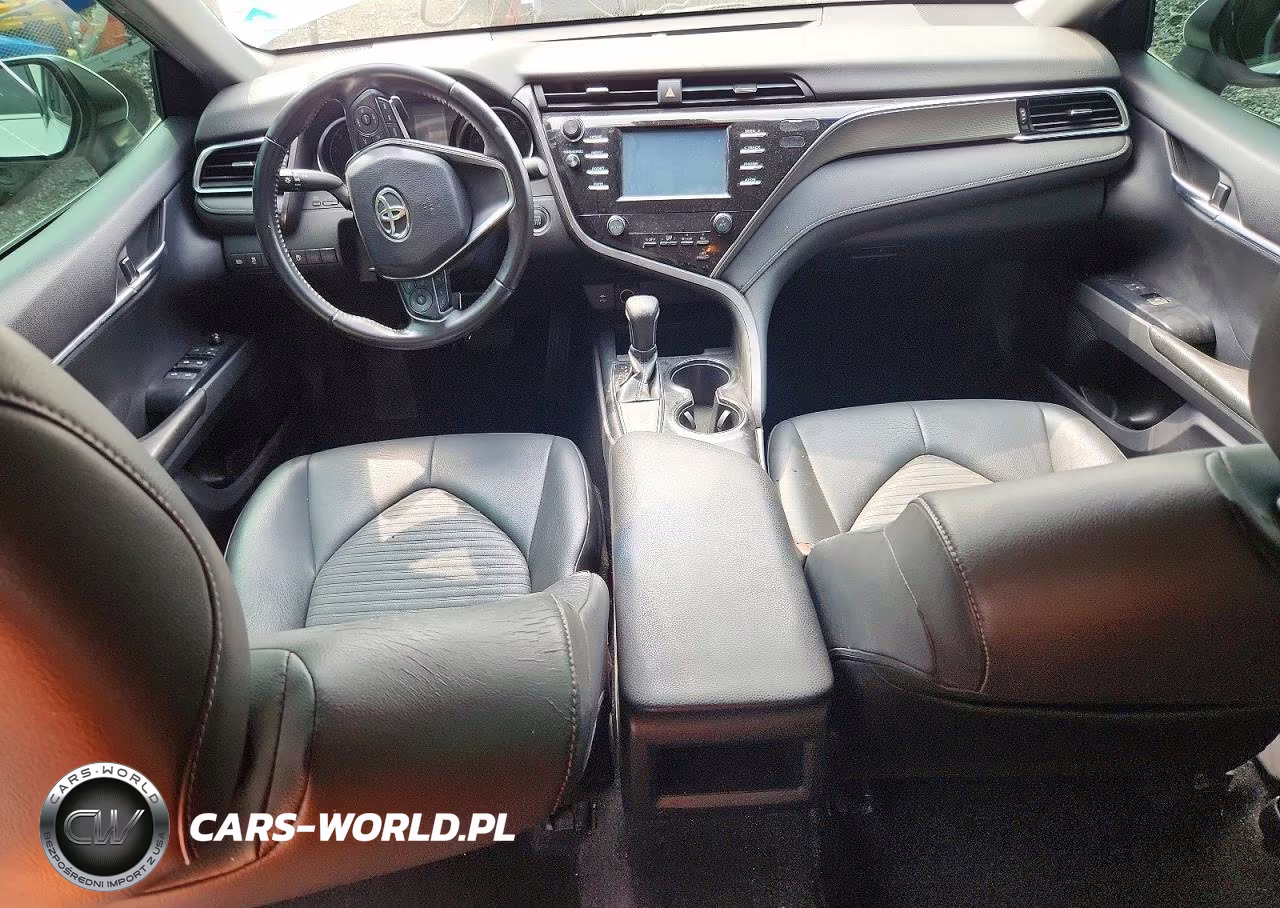 2018 Toyota Camry Se VIN:JTNB11HK1J3050189 - 8